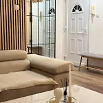 Gate Old Town Apartment