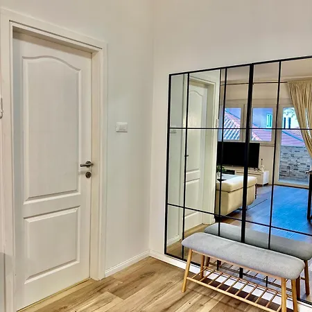 アパート Gate Old Town ザダル