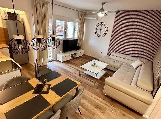 Gate Old Town Apartment Zadar