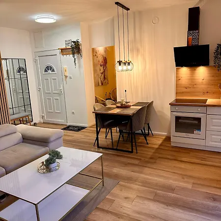 Gate Old Town Apartment Zadar